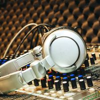 الصوت الأصلي