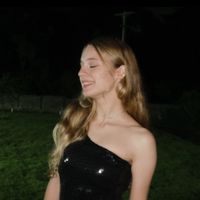 nadine.cavanholi