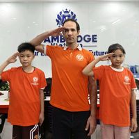 nhạc nền - Anh ngữ Cambridge Ninh Bình