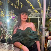 hillarybarrera8