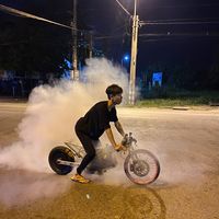 nhạc nền - Tuấn Kiệt
