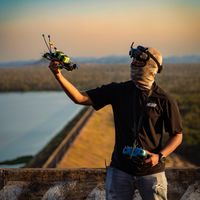 nhạc nền - Gôn Drone
