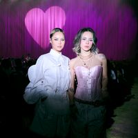 nhạc nền - Who is the queen ❓