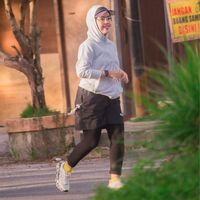 suara asli - YiZhanLuo