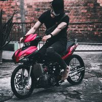 nhạc nền - FB: Nguyễn Thành Tiến