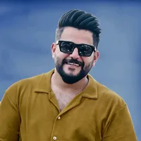 ماشلنه خشمنه ولا تكبرنه.شعر