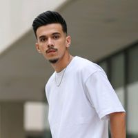 zwyhmfou2q8