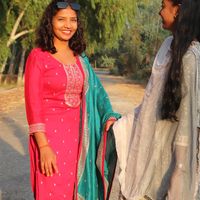 pooja_sony..7