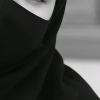 موسيقى القلادة