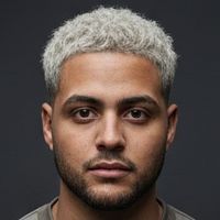 omar_in_line