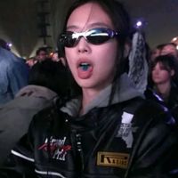 232307_sil