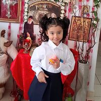 mpeare_elisavet