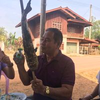 เสียงต้นฉบับ - ຄົນບໍານານ “ ກວດຫົນທາງ ?