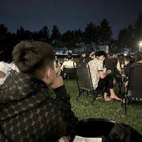 nhạc nền - Việt Trường