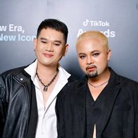 tong.choose