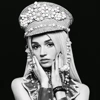 FRANCHESKAAR CHARLI XCX