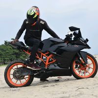 the_moto_red