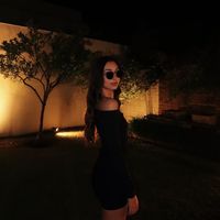 whoistinaaaa