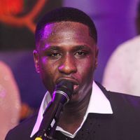Défilé indépendance 4 avril Youssou NDour