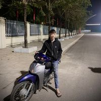 nhạc nền - Hoàng lê