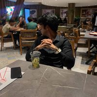 لا ترد مات الورد