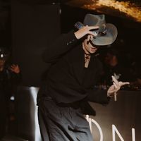 nhạc nền - Paul_1402