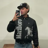 Leave me alone. Flipp Dinero