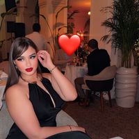 model_barbie_off