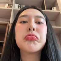 ell_preeyanuch