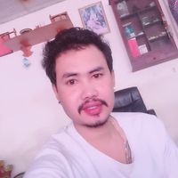 គេអ្នកក្រុងស្បែកផូរផង់ដូចតួតារា មើលខ្លួនឯងដូច ឆ្មា