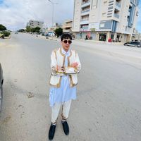 user665vjj3oiz