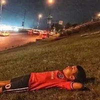 simdi bunları yazarken ellerim karardı