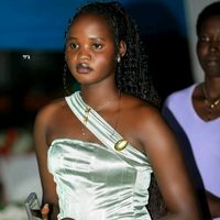 pretty.monic94