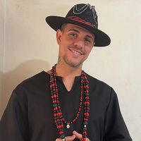 diory_axe