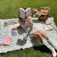 charlottereadsromance