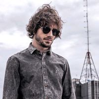 الصوت الأصلي