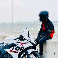 mustakim_6t9