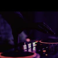 nhạc nền - Nguyễn Hoàng