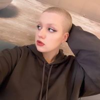 ellie.azil