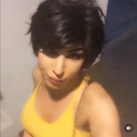 الدنيا صاكه فيني