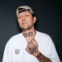 Мама я живой