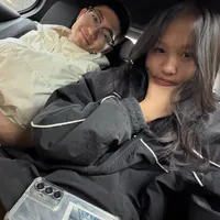 恐龍抗狼抗狼扛