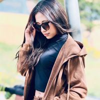 liz_athena_official