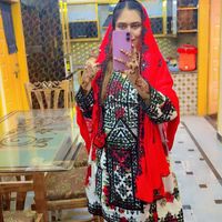 lailaqueen60