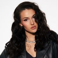 БОЛЬНО . HELLELISEN