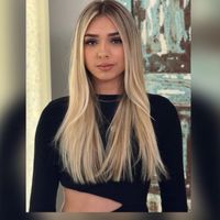 karolinecosta575