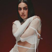 TikTok Account - _brunette_e_