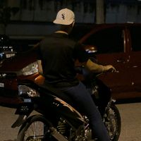 Adab Dulu Baru Hormat