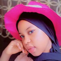 queen__beebarh