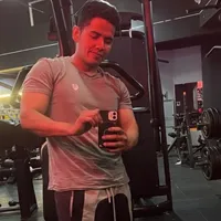 tienes que ser fuerte ahora